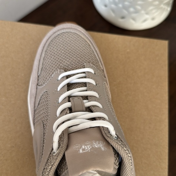 COACH Grey Birch
Strider Sneaker new with box size 8/5 - Picture 10 of 11
